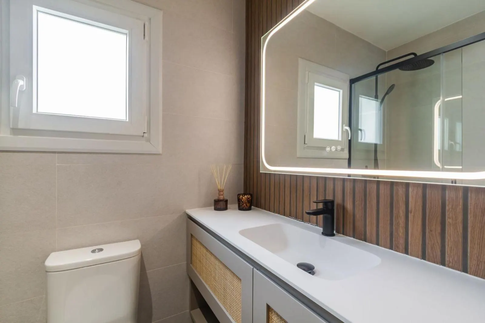 Cervantes Luxury Apartment Màlaga 0*,